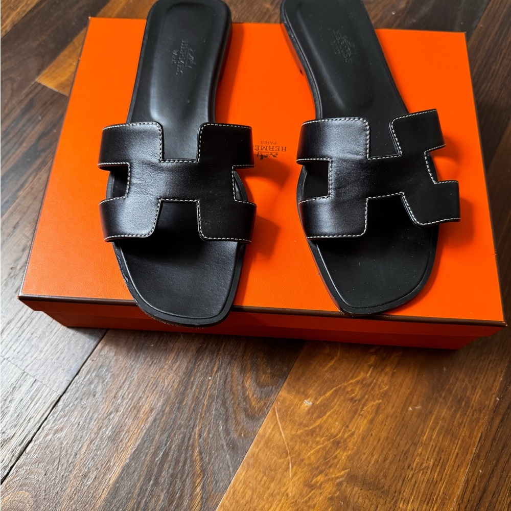 Hermes Black Women's Sandals